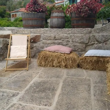 بيت للعطل New Rosa Mel - Casas De Campo, Candemil, Serra Do Marao أمارانتي