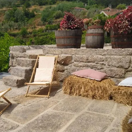 بيت للعطل New Rosa Mel - Casas De Campo, Candemil, Serra Do Marao أمارانتي