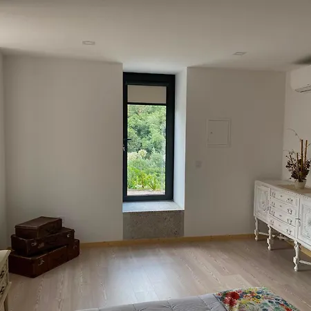 New Rosa Mel - Casas De Campo, Candemil, Serra Do Marao بيت للعطل *
