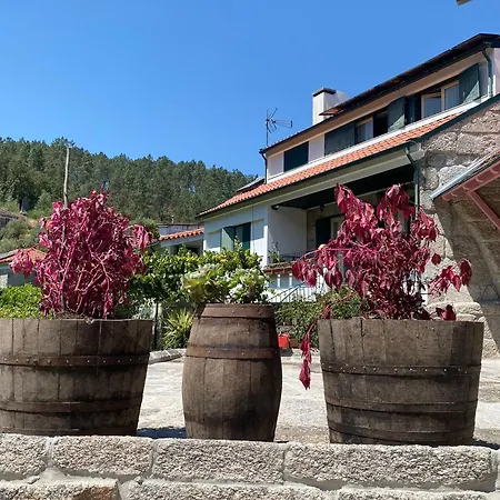 New Rosa Mel - Casas De Campo, Candemil, Serra Do Marao Nyaraló *